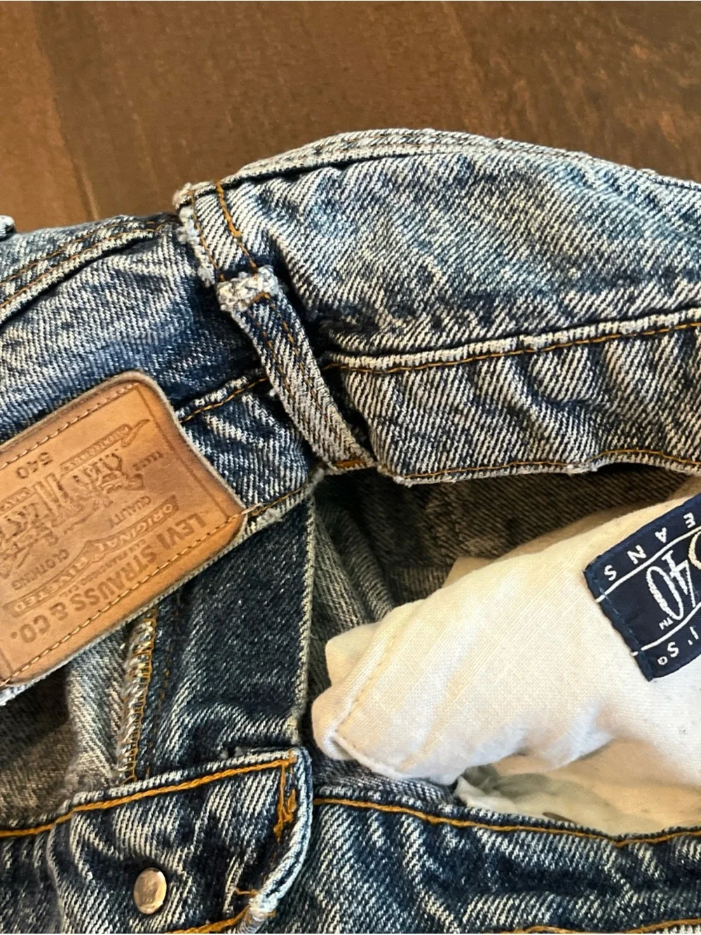 Relaxed Light Wash Men’s Jeans - Casual Straight Fit